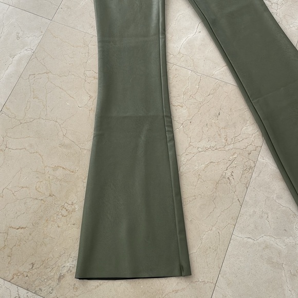 NWT STEVE MADDEN FAUX LEATHER BOOTCUT PANTS - Picture 3 of 5